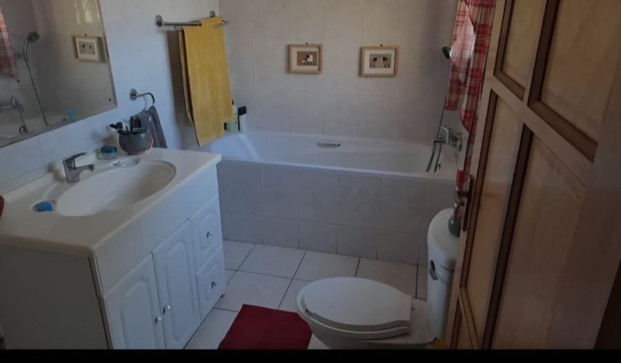 3 Bedroom Property for Sale in Deneysville Free State